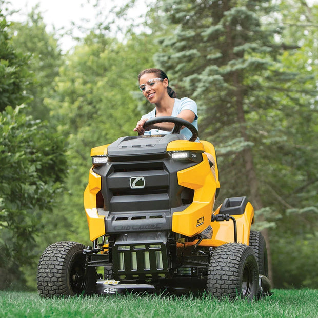 CUB CADET 46" LX46 XT2 Kawasaki Tractor Style Ride-On Lawn Mower