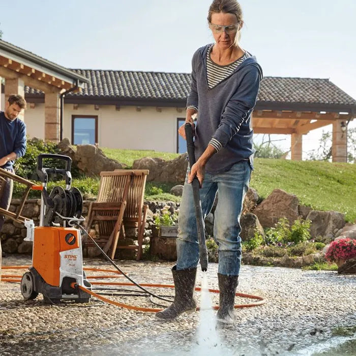 STIHL RE 130 PLUS High pressure Water Blaster